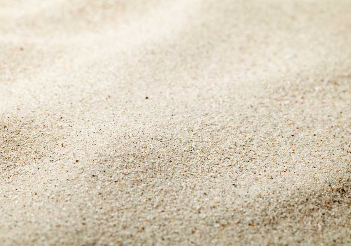 screening silica sand
